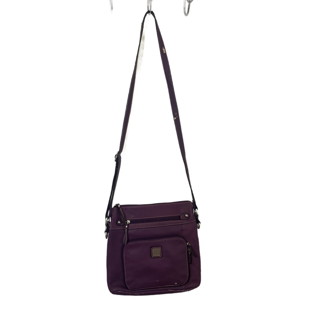 Adorable Vintage Purple Giani Bernini Leather crossbody bag
